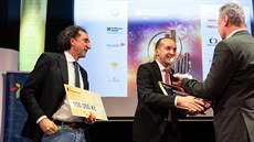 Vítězem letošního ročníku soutěže EY Podnikatel roku Olomouckého kraje se stali... Vítězem letošního ročníku soutěže EY Podnikatel roku Olomouckého kraje se stali...