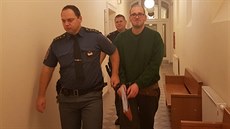 Ondřej Obst si za pokus o znásilnění pacientky ve Fakultní nemocnici v Plzni... Ondřej Obst si za pokus o znásilnění pacientky ve Fakultní nemocnici v Plzni...