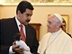 Nicols Maduro a pape Frantiek na snmku z ervna 2013
