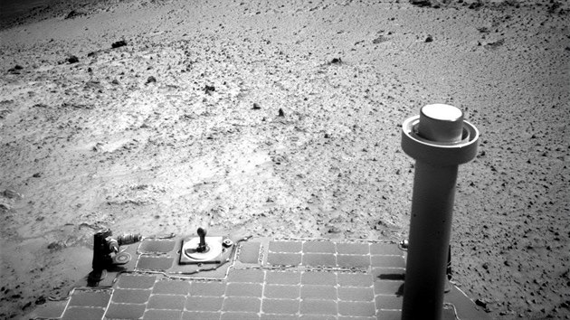 Snmek z Marsu pozen voztkem Opportunity pi przkumu v lednu 2015.