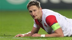Zklamaný slávistický kapitán Milan Škoda. V domácím utkání Evropské ligy proti... Zklamaný slávistický kapitán Milan Škoda. V domácím utkání Evropské ligy proti...