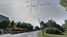 Při opravě silnice na zlínské sídliště Jižní Svahy bude uzavřený vždy jeden ze... Při opravě silnice na zlínské sídliště Jižní Svahy bude uzavřený vždy jeden ze...
