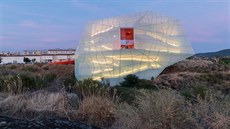 Finalista soutěže Mies van der Rohe Award: kongresové centrum ve tvaru obřího... Finalista soutěže Mies van der Rohe Award: kongresové centrum ve tvaru obřího...