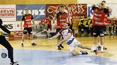 Momentka z utkání Nové Veselí (v červeném) - Jičín. Momentka z utkání Nové Veselí (v červeném) - Jičín.