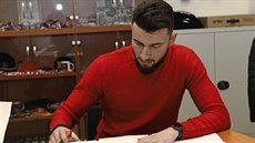 Ještě před pár týdny bojoval Petr Šafarčík v dresu Kolína proti Nymburku. Včera... Ještě před pár týdny bojoval Petr Šafarčík v dresu Kolína proti Nymburku. Včera...