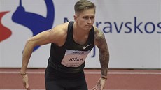 Dálkař Radek Juška před jedním ze všech neúspěšných pokusů. Dálkař Radek Juška před jedním ze všech neúspěšných pokusů.