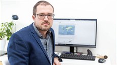 Vědec Tomáš Václavík z katedry ekologie a životního prostředí Přírodovědecké... Vědec Tomáš Václavík z katedry ekologie a životního prostředí Přírodovědecké...
