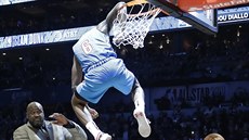 Hamidou Diallo z Oklahoma City přeskočil Shaquilla O'Neala a ještě se po své... Hamidou Diallo z Oklahoma City přeskočil Shaquilla O'Neala a ještě se po své...