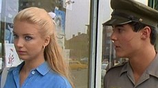 Eva Vejmlková a Martin Zounar v seriálu Chlapci a chlapi (1988)
