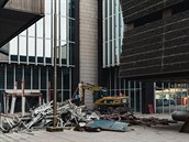 Aktuální fotografie z demolice budov.