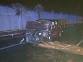 Dopravní nehoda na silnici I/37 u Pardubic skončila tragicky. Dopravní nehoda na silnici I/37 u Pardubic skončila tragicky.