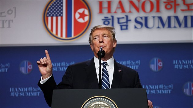 Americk prezident Donald Trump hodnot schzku s vdcem KLDR Kim ong-unem v Hanoji. Mezi sttnky k dn dohod nedolo. (28. nora 2019)