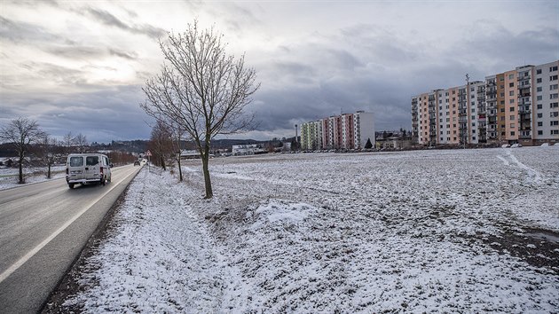 Plocha zhruba 28 tisc tverench metr vedle sdlit Mrov v Rychnov nad Knnou (2.1.2019).