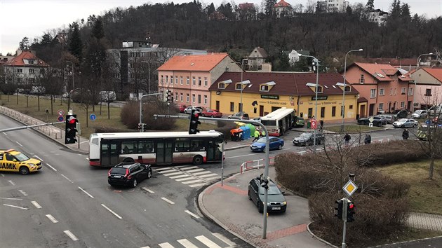 Nehoda autobusu v praskm Branku. (22. 2. 2019)