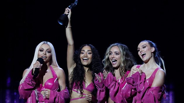 Skupina Little Mix s cenou za nejlep klip (Brit Awards, 20. nora 2019)