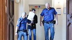 Obžalovaný Mustafa Fathí Ibrahím Aldavíní přichází ke Krajskému soudu v Brně.... Obžalovaný Mustafa Fathí Ibrahím Aldavíní přichází ke Krajskému soudu v Brně....