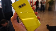 Samsung Galaxy S10e Samsung Galaxy S10e