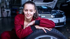 Ženy za volantem: Studentka autotroniky Markéta Petřicová Ženy za volantem: Studentka autotroniky Markéta Petřicová