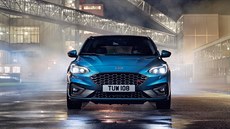 Nový Ford Focus ST má motor z Mustanga. Projeli jsme se v něm jako první. Nový Ford Focus ST má motor z Mustanga. Projeli jsme se v něm jako první.