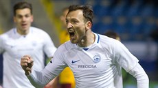 Libor Kozák z Liberce slaví gól proti Dukle. Libor Kozák z Liberce slaví gól proti Dukle.