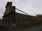 Hospodsk usedlost z 18. stolet v Kyste na Lounsku dlouh roky chtrala,...