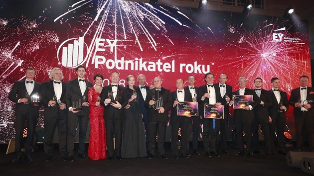Finalist a ocenn soute EY Podnikatel roku 2018. est zleva vedouc partnerka EY Magdalena Souek. (5. bezna 2019)