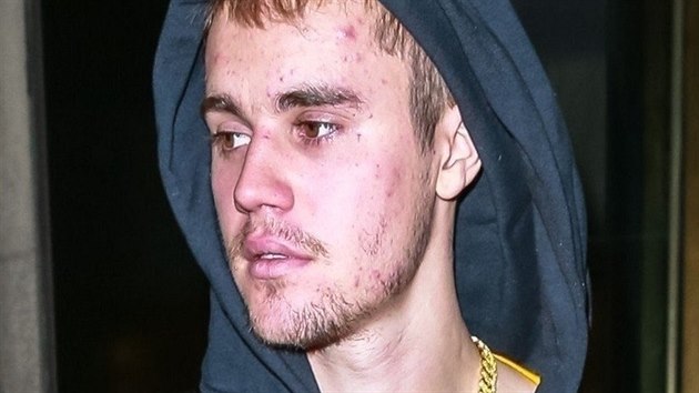 Justin Bieber v noru 2019 krtce ped svmi 25. narozeninami. L se z depres a jeho manelstv s Hailey Baldvinovou je pln hdek, informuj bulvrn mdia.