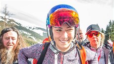 MEZI FANOUŠKY. Lyžařská hvězda Mikaela Shiffrinová při tréninku ve Špindlerově... MEZI FANOUŠKY. Lyžařská hvězda Mikaela Shiffrinová při tréninku ve Špindlerově...