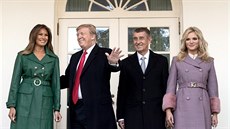 Americký prezident Donald Trump s manželkou Melanií přijal v Bílém domě českého... Americký prezident Donald Trump s manželkou Melanií přijal v Bílém domě českého...