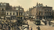 Centrální ostravské náměstí v nejrušnějších dobách. Kolem Mariánského sloupu... Centrální ostravské náměstí v nejrušnějších dobách. Kolem Mariánského sloupu...