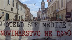 Chorvatští novináři protestovali v ulicích Záhřebu. Mimo jiného žádali záruky... Chorvatští novináři protestovali v ulicích Záhřebu. Mimo jiného žádali záruky...