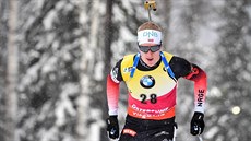 Biatlonista Johannes Bö z Norska ve sprintu na deset kilometr ve védském...