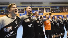 Radost lovosických házenkářů Radost lovosických házenkářů