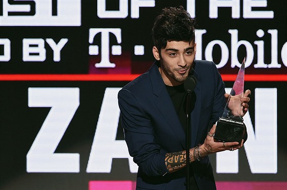 2016 American Music Awards - Show