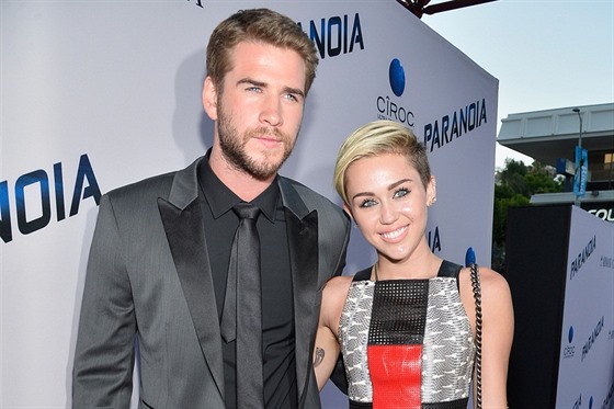 VIDEO: Miley a Liam zpívají Justinv hit!