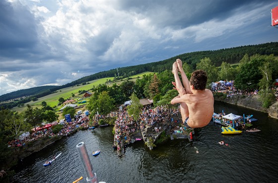 Pt nejvtích lákadel letoního Desperados Highjumpu