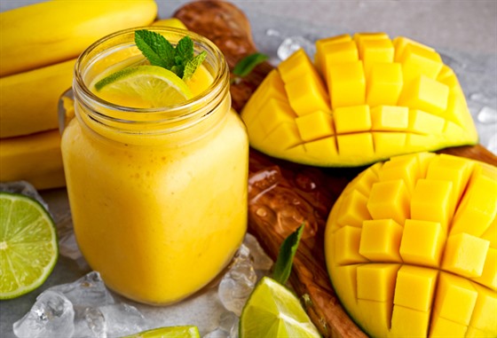 Musíte ochutnat: Mango smoothie s kokosem