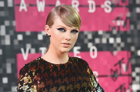 attends the 2015 MTV Video Music Awards at Microsoft Theater on August 30, 2015 in Los Angeles, California.