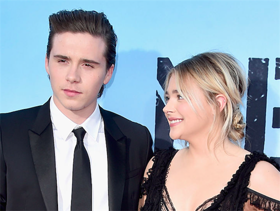 #CUTE: Chloe Grace Moretz & Brooklyn Beckham u svou lásku netají!