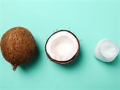 Pomate si tlo kokosovým olejem