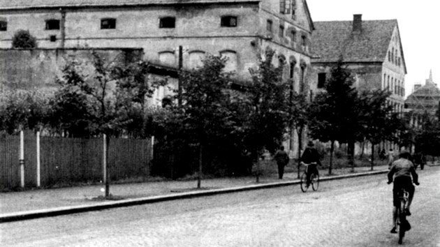 Msto stetu Czajankova kasrna v Mstku, djit jedinho vojenskho stetu s okupanty roce 1939.