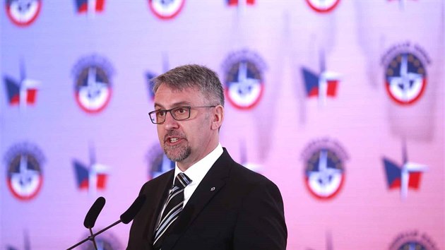Ministr obrany Lubomr Metnar hovo na konferenci k 20 letm eska v NATO. (12. bezna 2019)