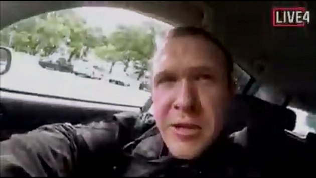 Fotografie z videozáznamu útoníka, který stílel v meit v novozélandském...