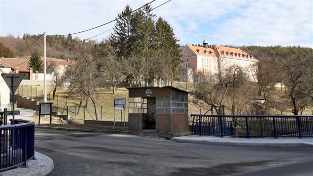 Malou obec Nelepe-ernvka na Brnnsku rozdlil spor dvou rodin o pastviny.