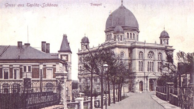 idovsk synagoga v Teplicch byla postavena roku 1882 v novorenesannm slohu. Stla nedaleko dnenho kostela sv. Bartolomje a shoela pi nepokojch v noci na 15. bezna 1939.