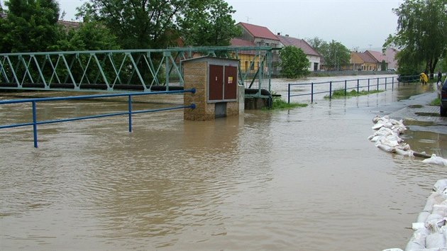 Rozvodnn eka Olava v Kunovicch v ervnu 2010.