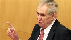 Prezident Miloš Zeman přijel na třídenní návštěvu Karlovarského kraje. (19. 3.... Prezident Miloš Zeman přijel na třídenní návštěvu Karlovarského kraje. (19. 3....