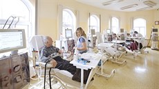 Chronickým onemocněním ledvin trpí deset procent populace. Lékaři proto kladou... Chronickým onemocněním ledvin trpí deset procent populace. Lékaři proto kladou...