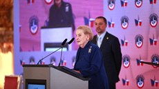 Bývalá ministryně zahraničních věcí USA Madeleine Albrightová hovoří na... Bývalá ministryně zahraničních věcí USA Madeleine Albrightová hovoří na...
