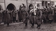 Po hlavním námstí v eských Budjovicích pochodovali 15. bezna 1939 nmetí...